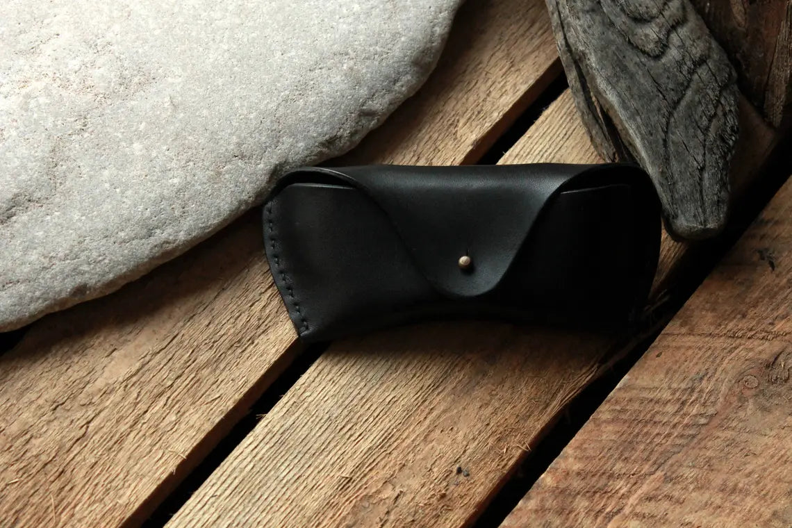 Handmade Genuine Leather Sunglass Case – Black